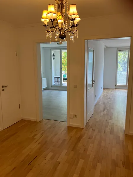 Sonnige 2-Zimmer-Wohnung mit 2 Balkonen in ruhiger Lage von Köpenick – frisch modernisiert — photo 1